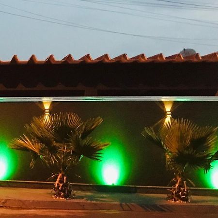 Residencia Canterville Olimpia Luaran gambar